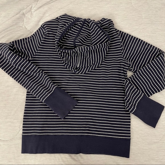 🐶Uniqlo Ladies Navy Striped Hoodie Small - Picture 5 of 7